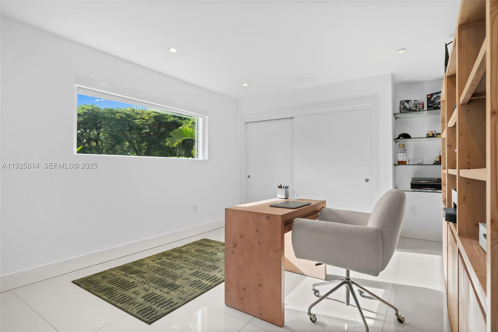 HOLLEMAN PARK - Residential