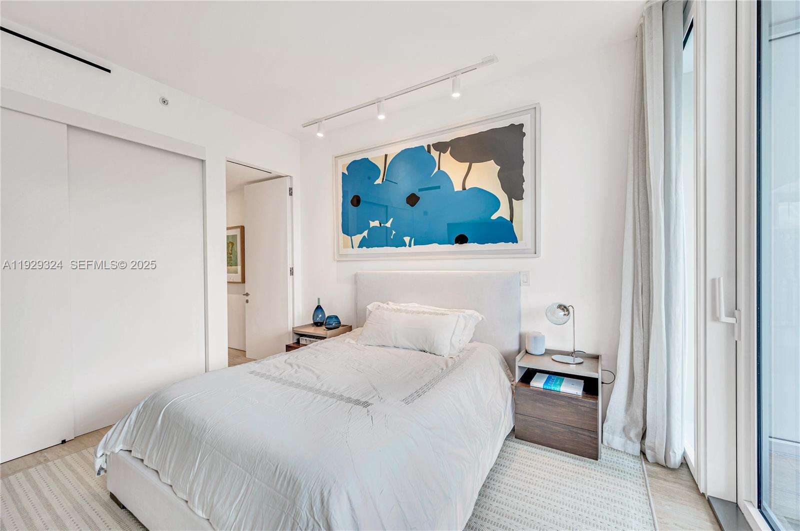 SURF CLUB CONDO - Residential