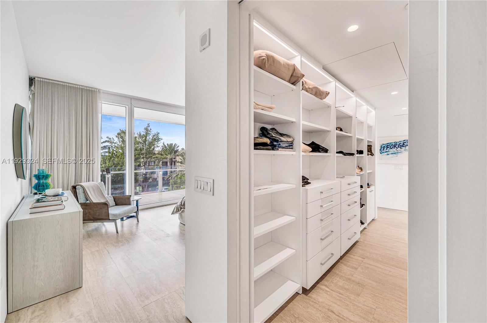 SURF CLUB CONDO - Residential