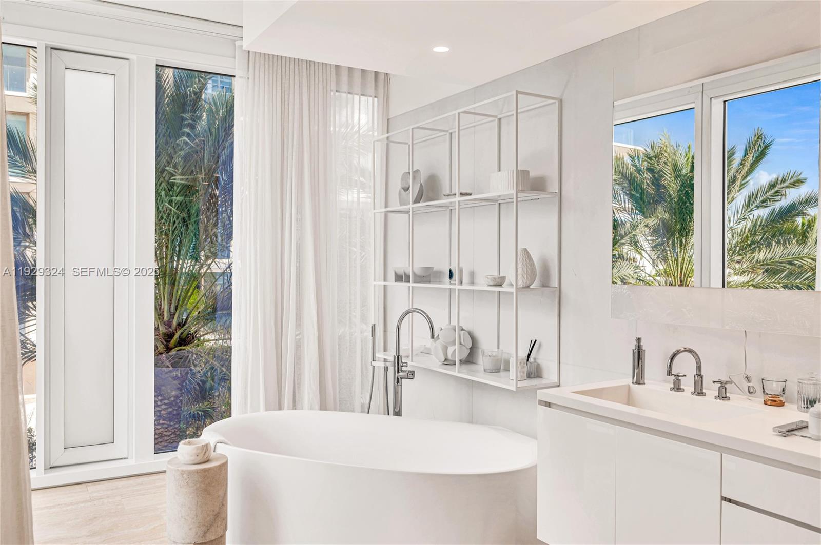 SURF CLUB CONDO - Residential