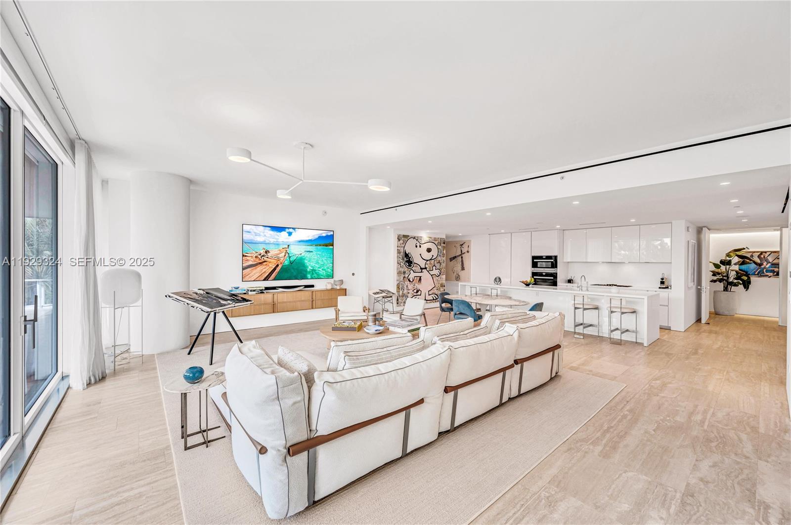 9111 Collins Ave N-322