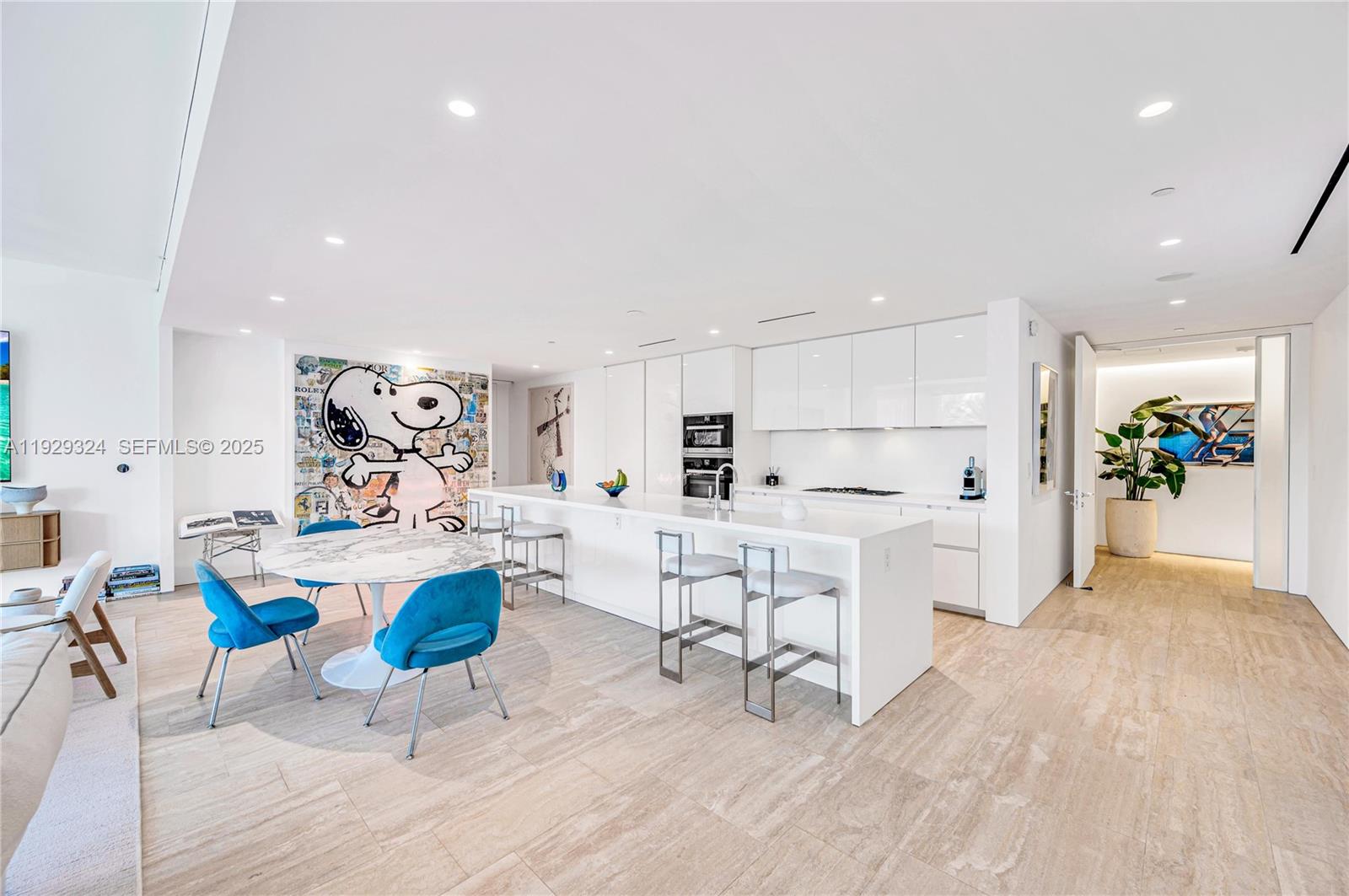 9111 Collins Ave N-322