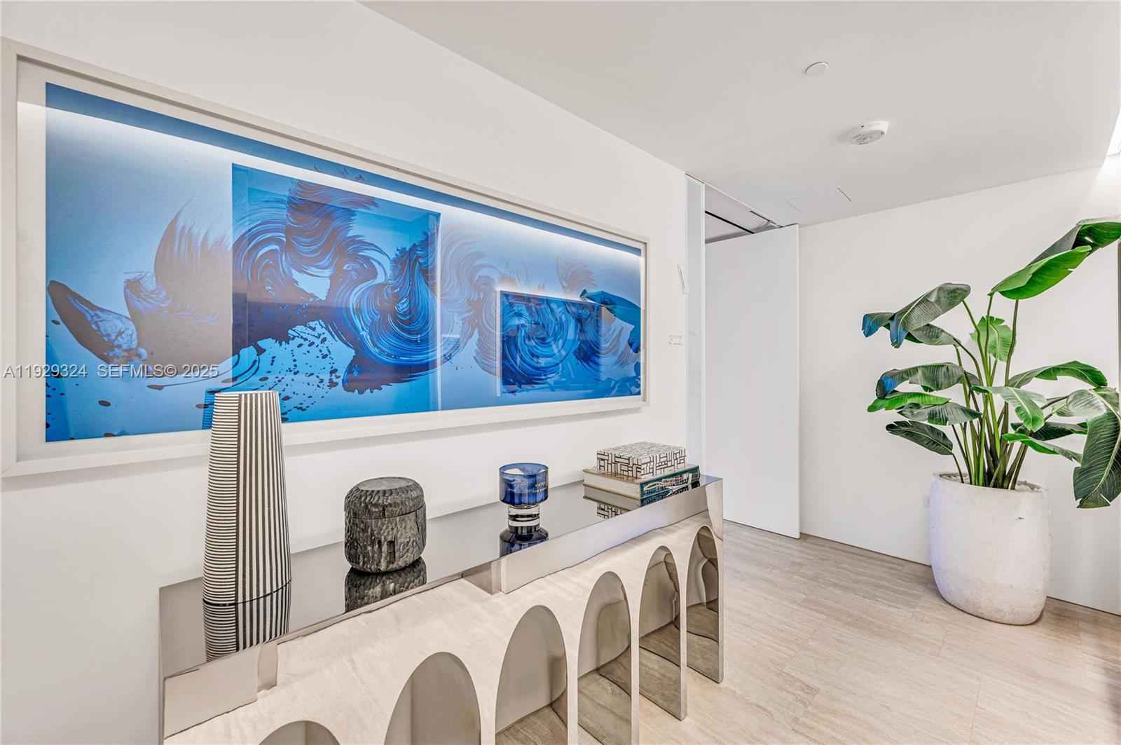 SURF CLUB CONDO - Residential