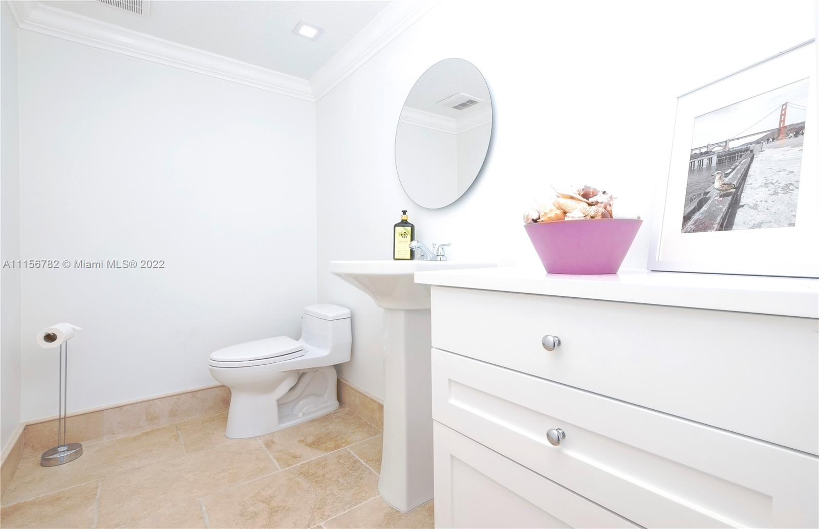 SILVER THATCH ATLANTIC PL - Residential