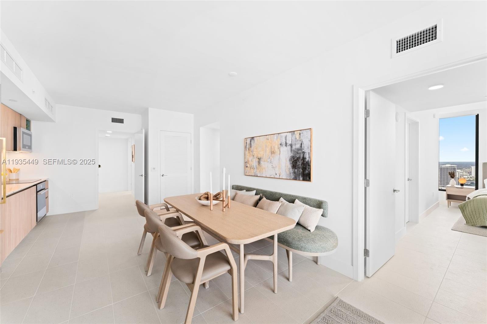 DOWNTOWN MIAMI - Residential