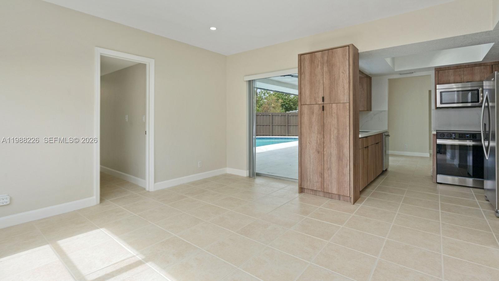 royal palm acres - Residential