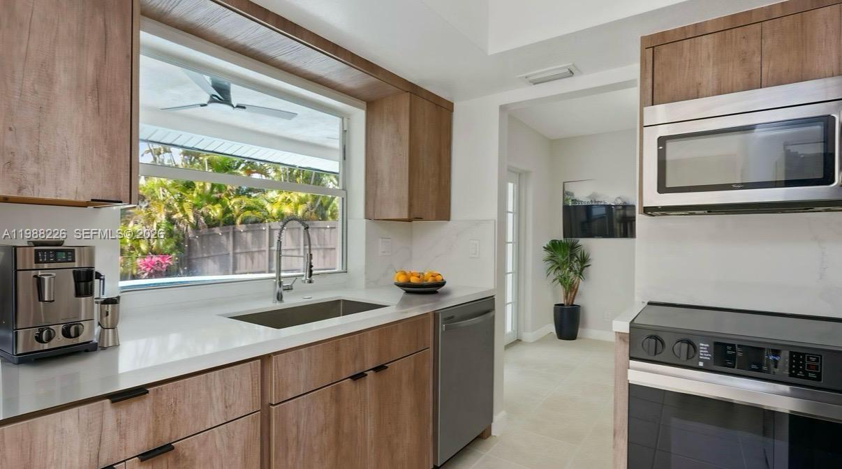 royal palm acres - Residential