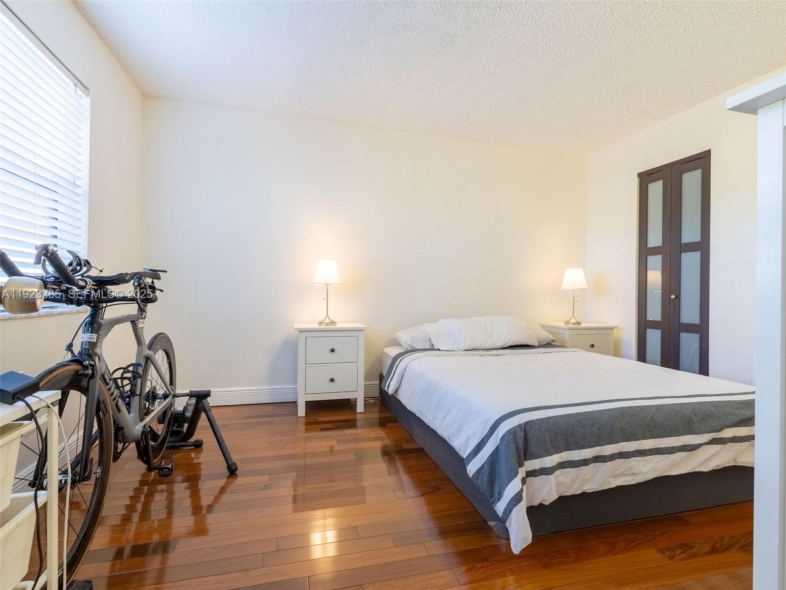 WATERSIDE VILLAGE THREE C - Residential