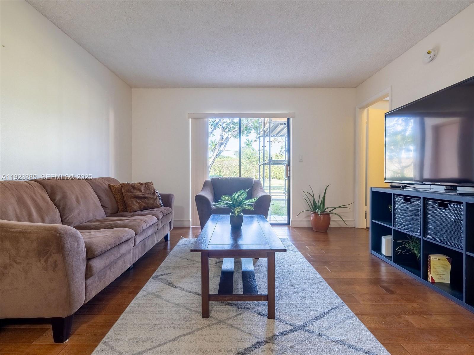 WATERSIDE VILLAGE THREE C - Residential