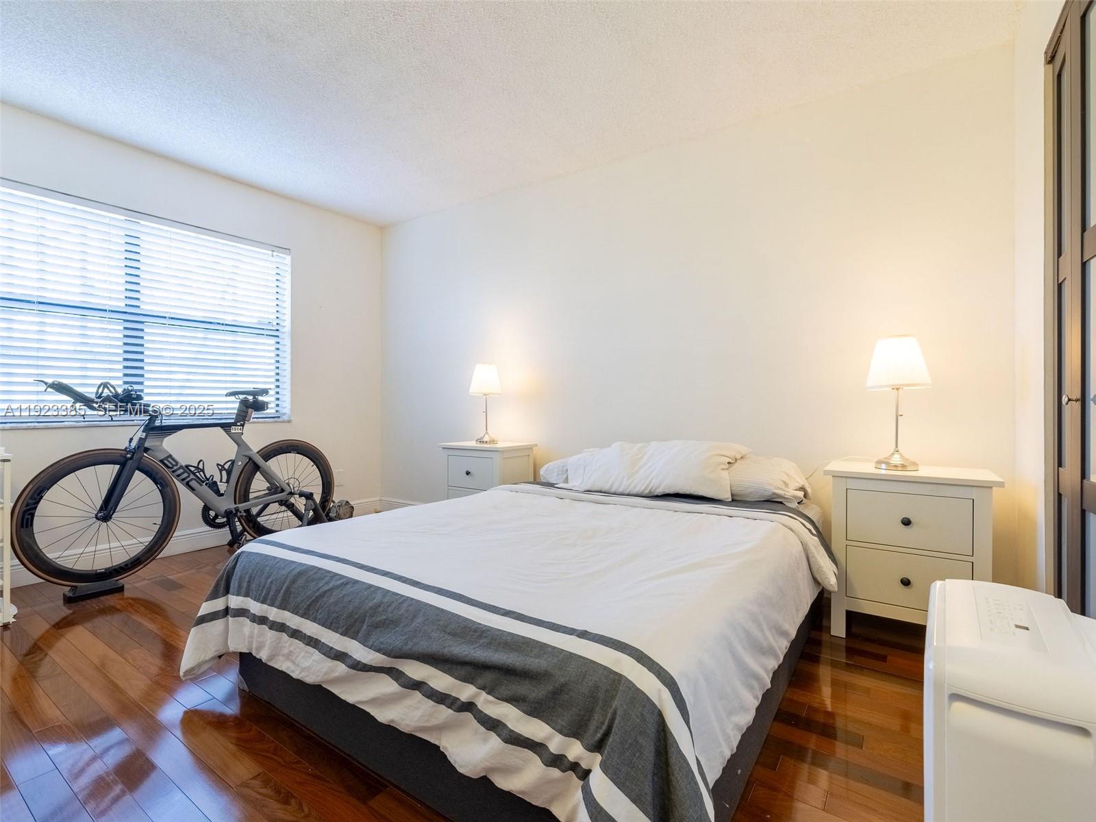 WATERSIDE VILLAGE THREE C - Residential