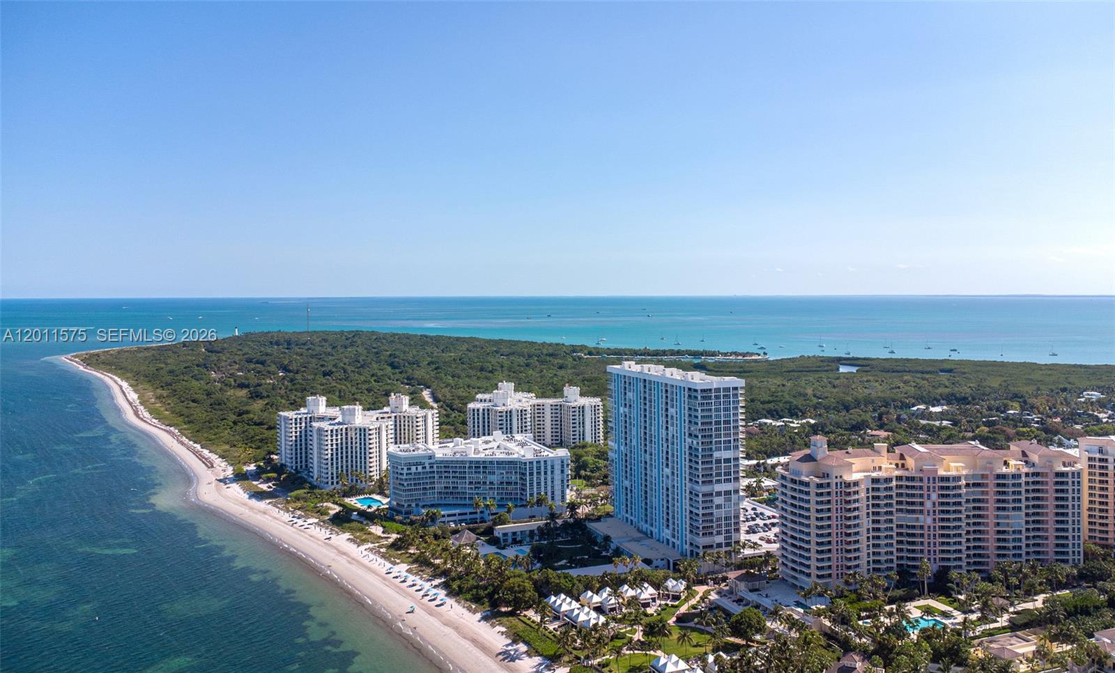 881 Ocean Dr 7D