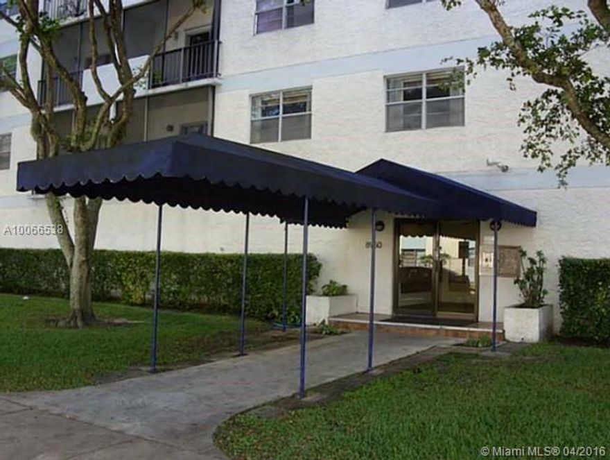 Come and live next to Miami Shores.  Apartment is a beautiful, spacious, comfortable, central A/C, Updated kitchen and bathroom.  Walk in closet in master leading into the common bathroom.  There is a balcony with screen.  Tiled flooring in living, kitchen areas.  This is a must  see to rent. Quiet building, lush tropical setting Building is well kept and friendly ,SECURE PARKING, CAMERAS, KEY ENTRANCE 1 Assigned Parking + Guest Parking. Washer and dryer on each floor. AVAILABLE JUNE 1-2016
