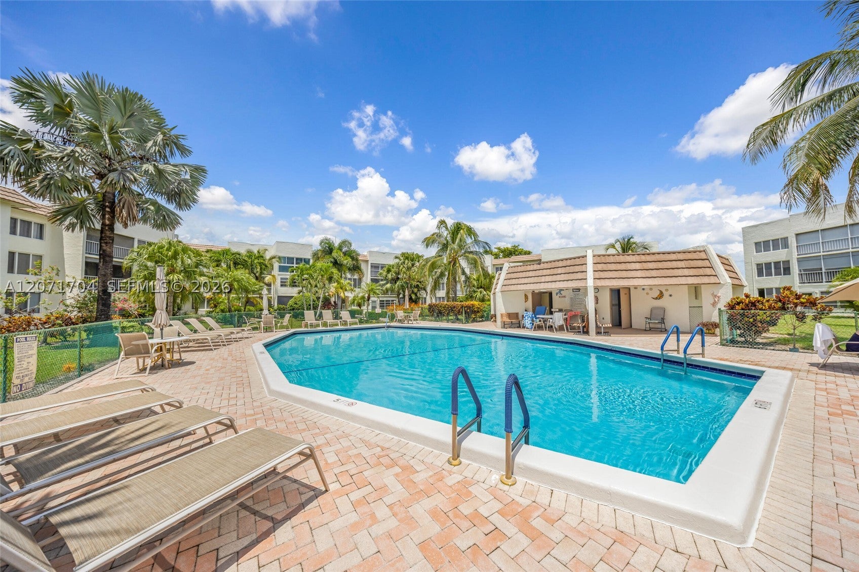 6750 Royal Palm Blvd 106E