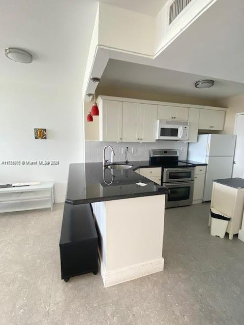 TRITON TOWER CONDO - Residential