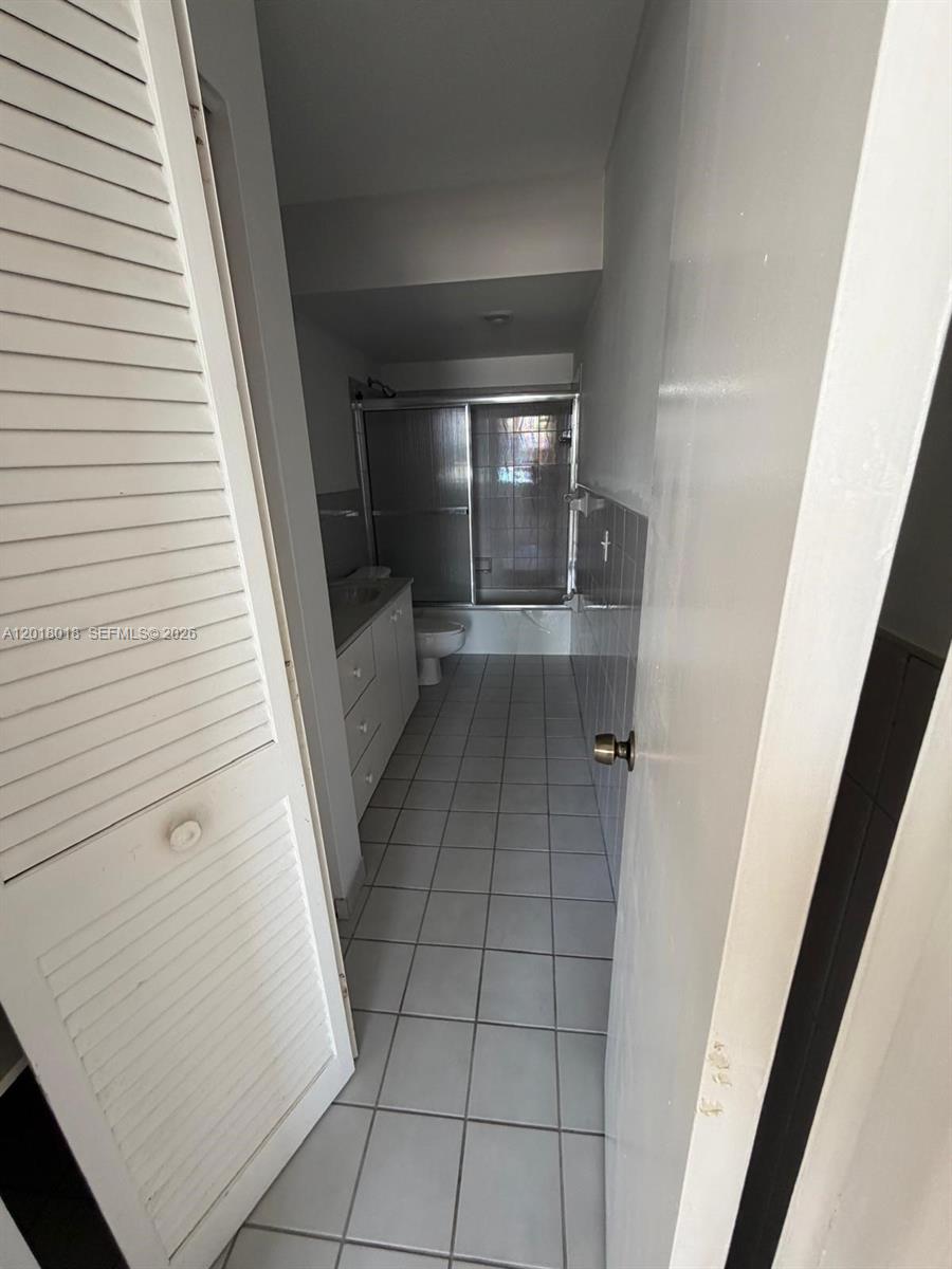 IMPERIAL TOWERS CONDO - Residential