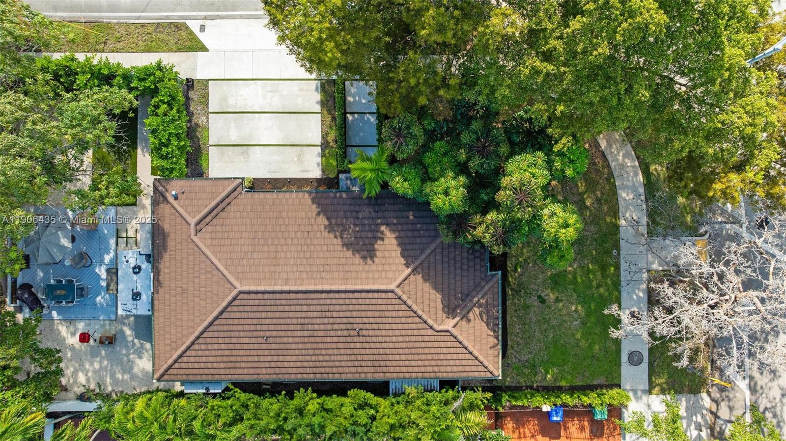 EAST SHENANDOAH - Residential