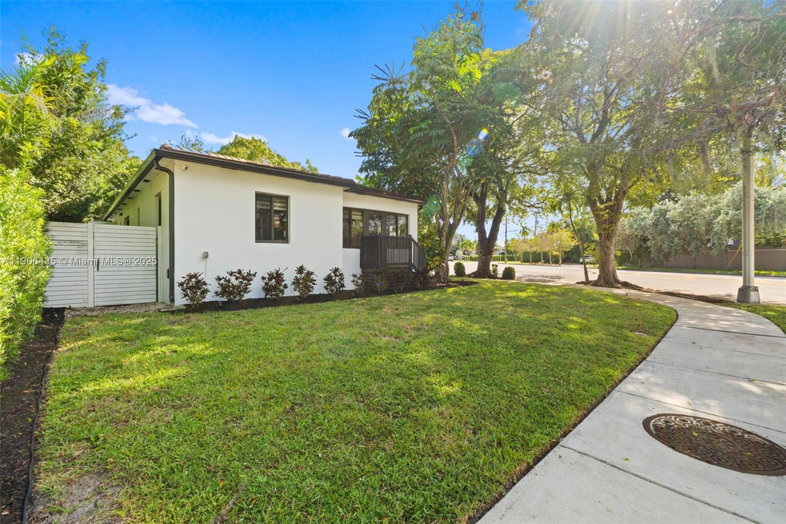 EAST SHENANDOAH - Residential