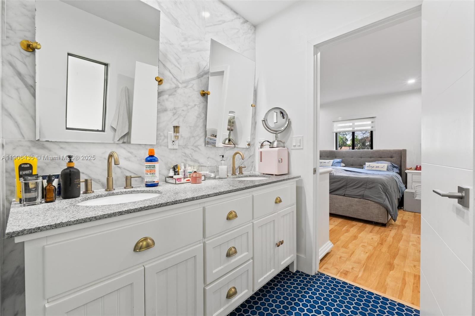 EAST SHENANDOAH - Residential