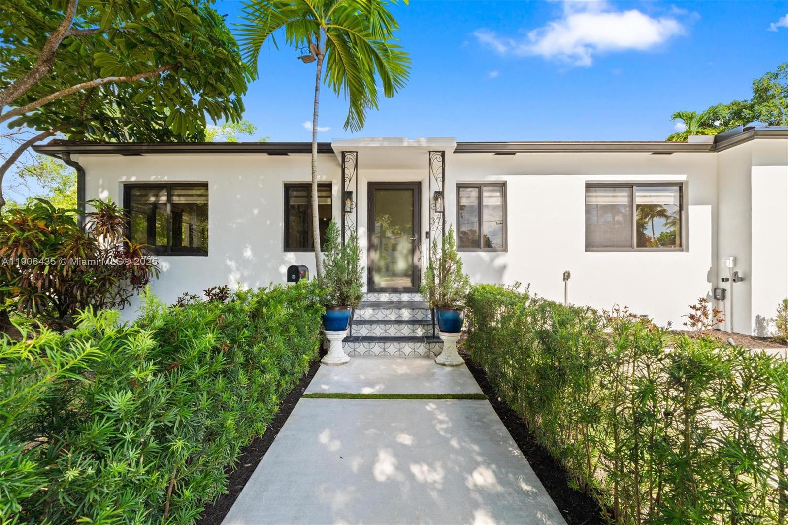 EAST SHENANDOAH - Residential