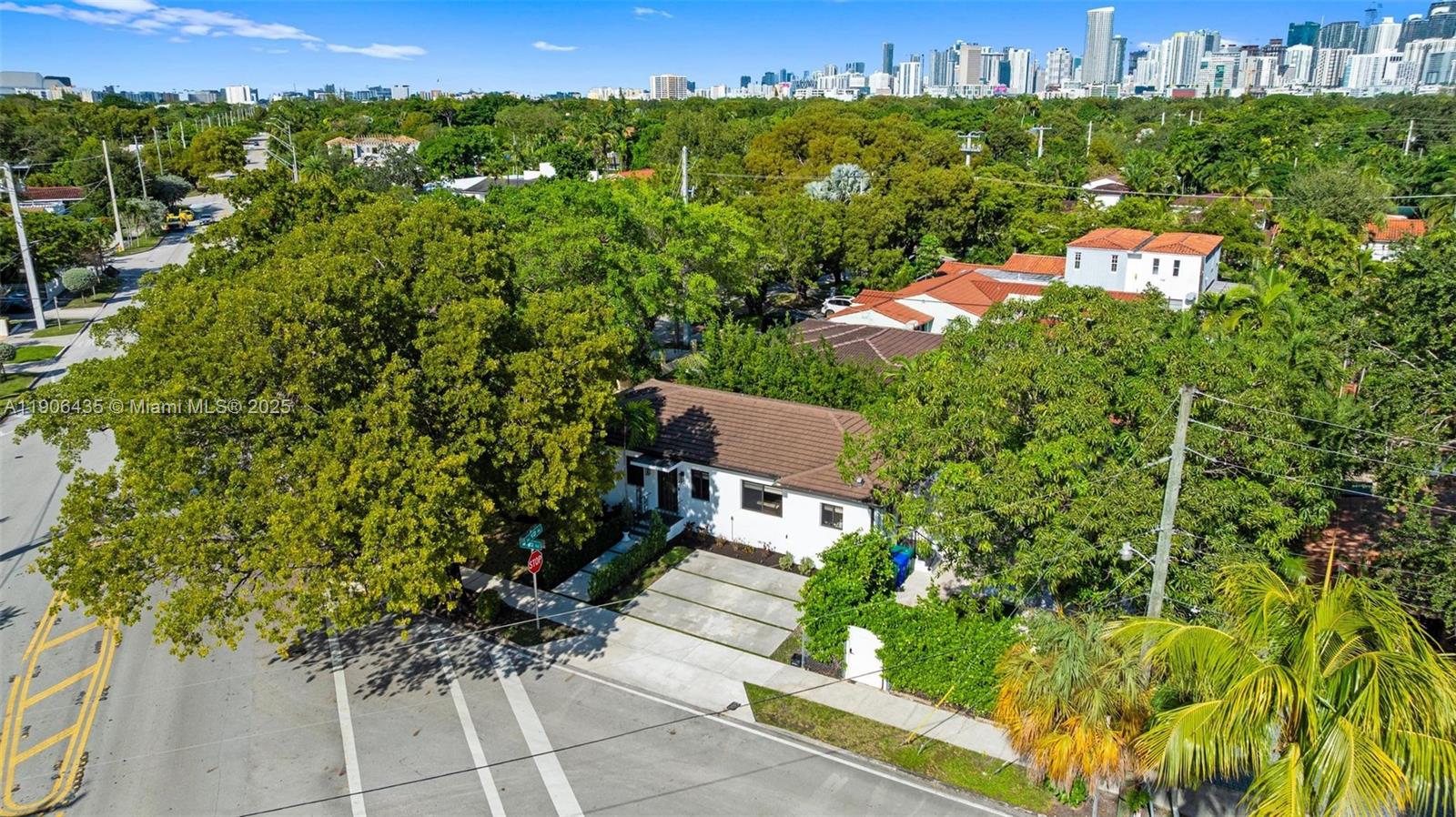 EAST SHENANDOAH - Residential