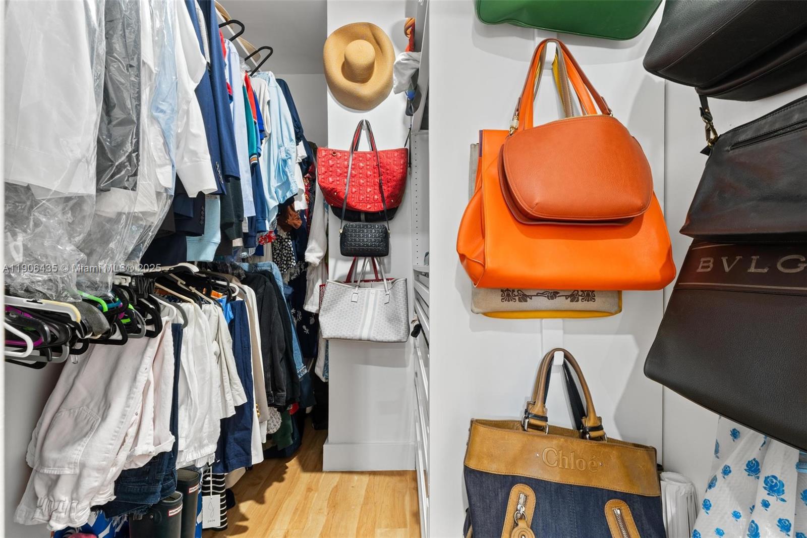 EAST SHENANDOAH - Residential