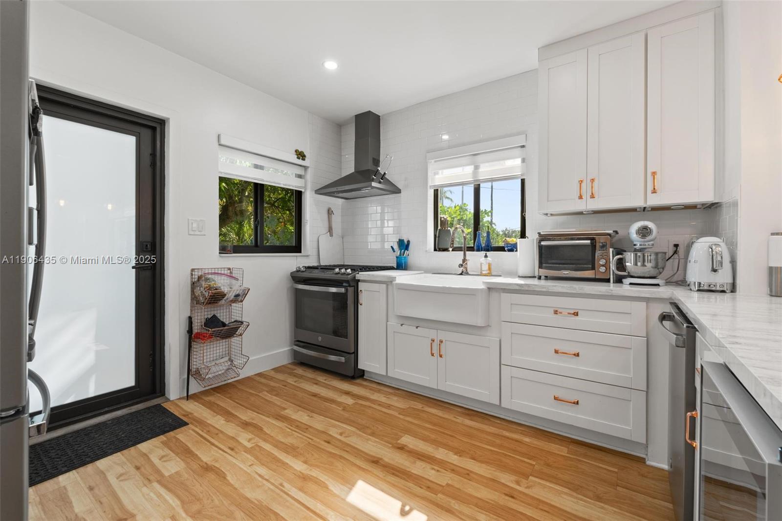 EAST SHENANDOAH - Residential