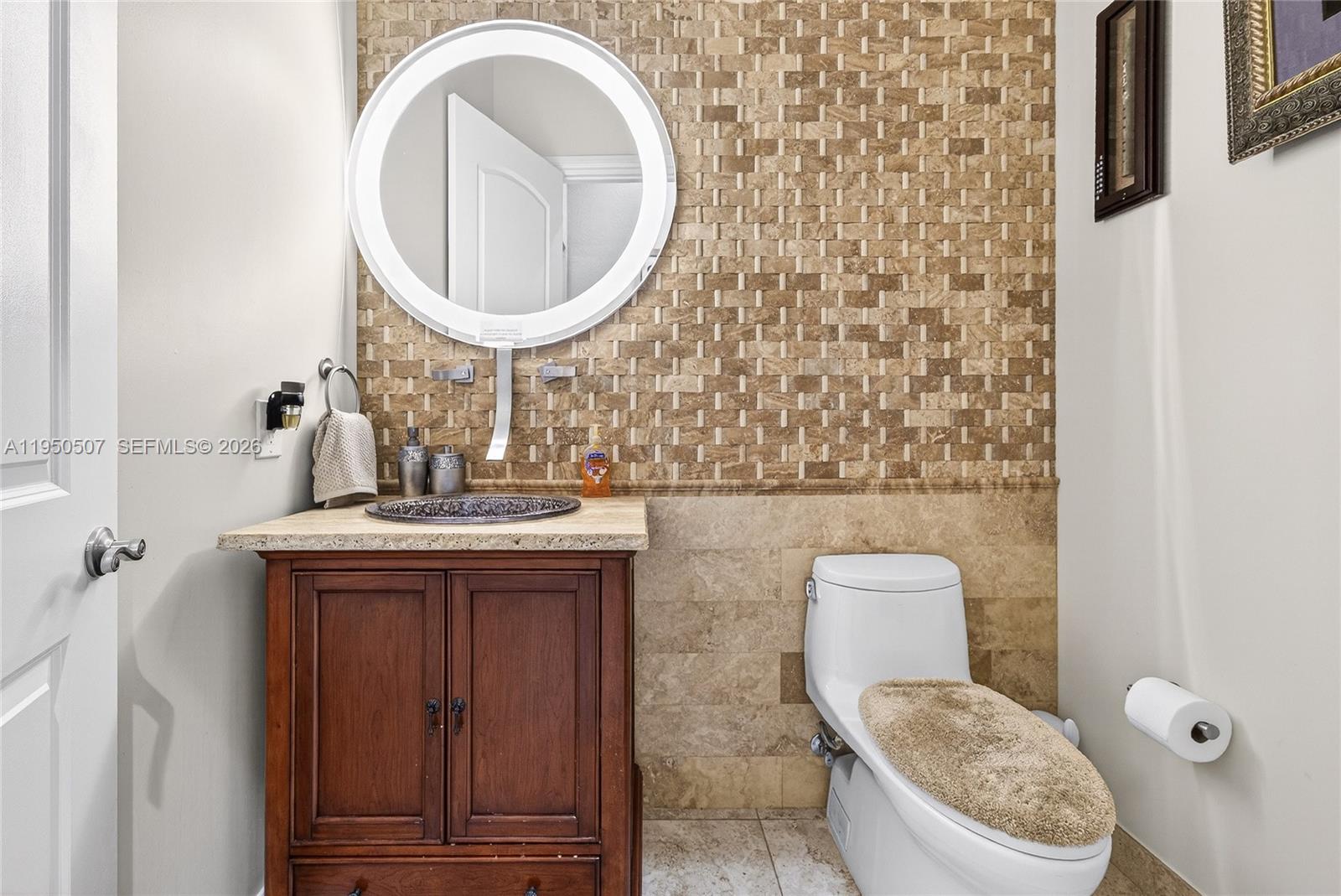 COUNTRY CLUB RANCHES SEC - Residential