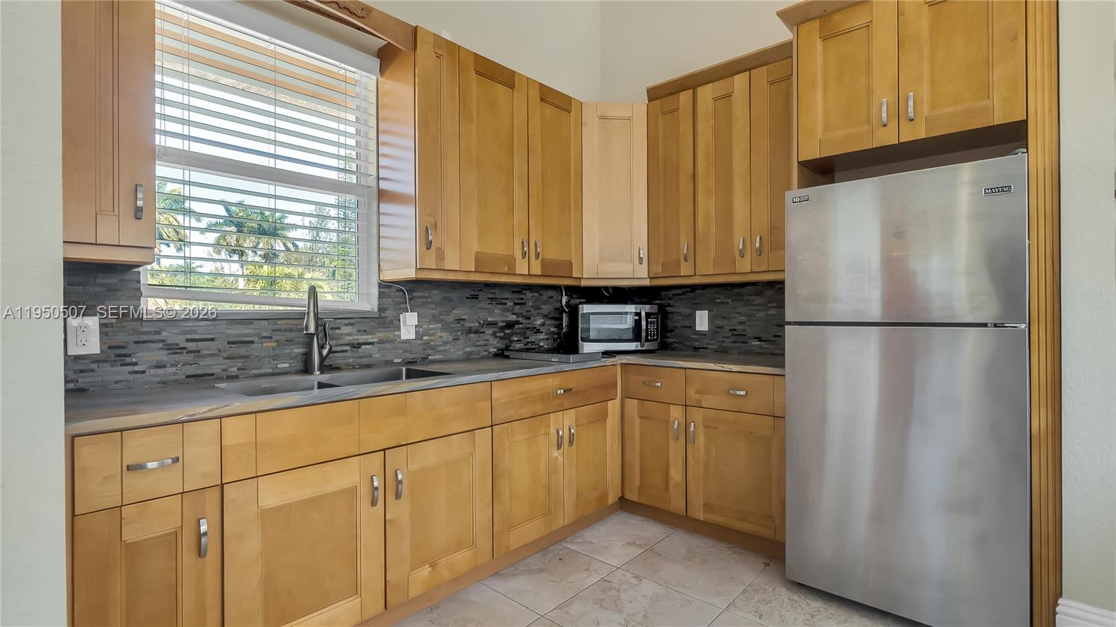 COUNTRY CLUB RANCHES SEC - Residential