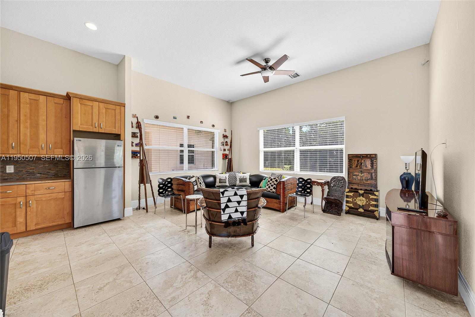 COUNTRY CLUB RANCHES SEC - Residential