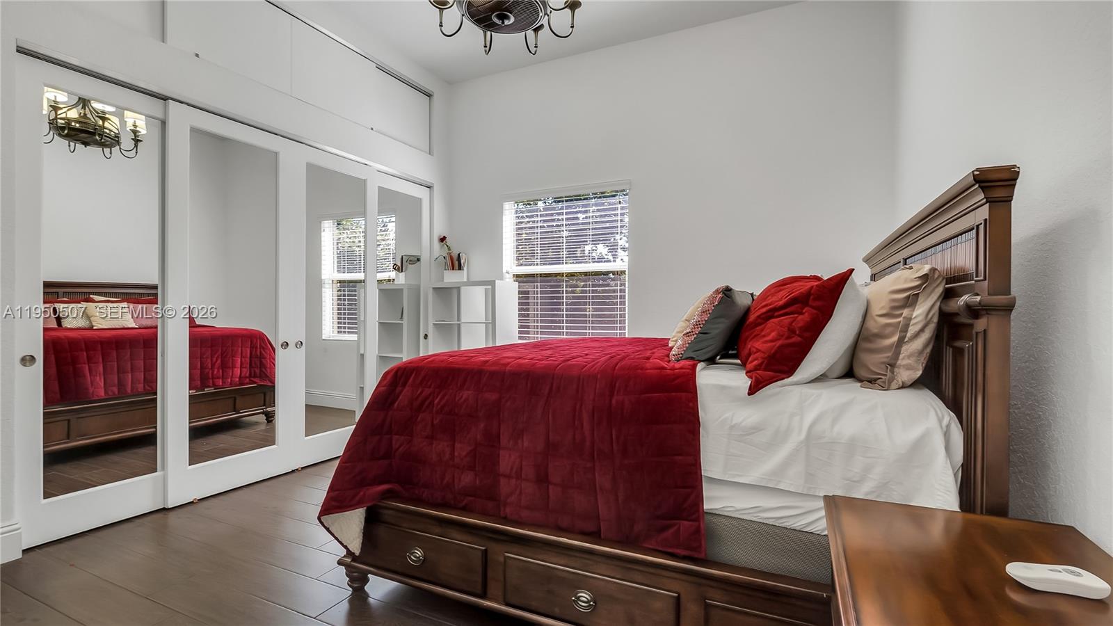 COUNTRY CLUB RANCHES SEC - Residential