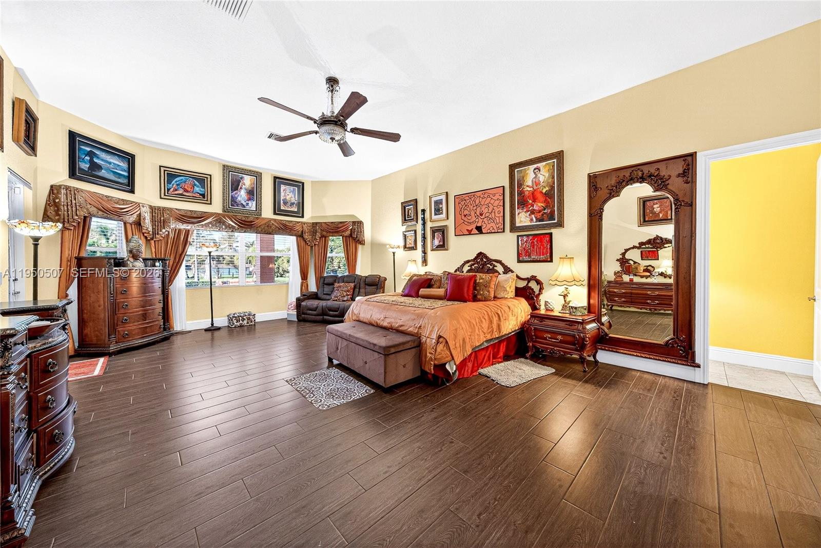 COUNTRY CLUB RANCHES SEC - Residential