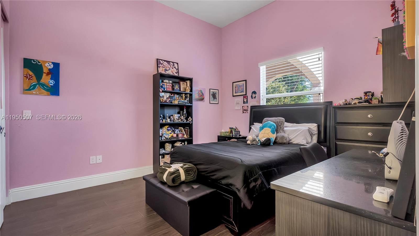 COUNTRY CLUB RANCHES SEC - Residential