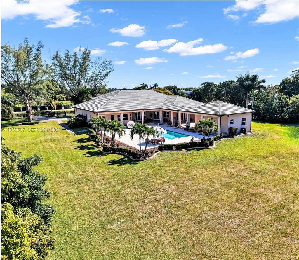 Photo of 4800 SW 141st Ave, Miramar, FL 33027 (MLS # A11950507)