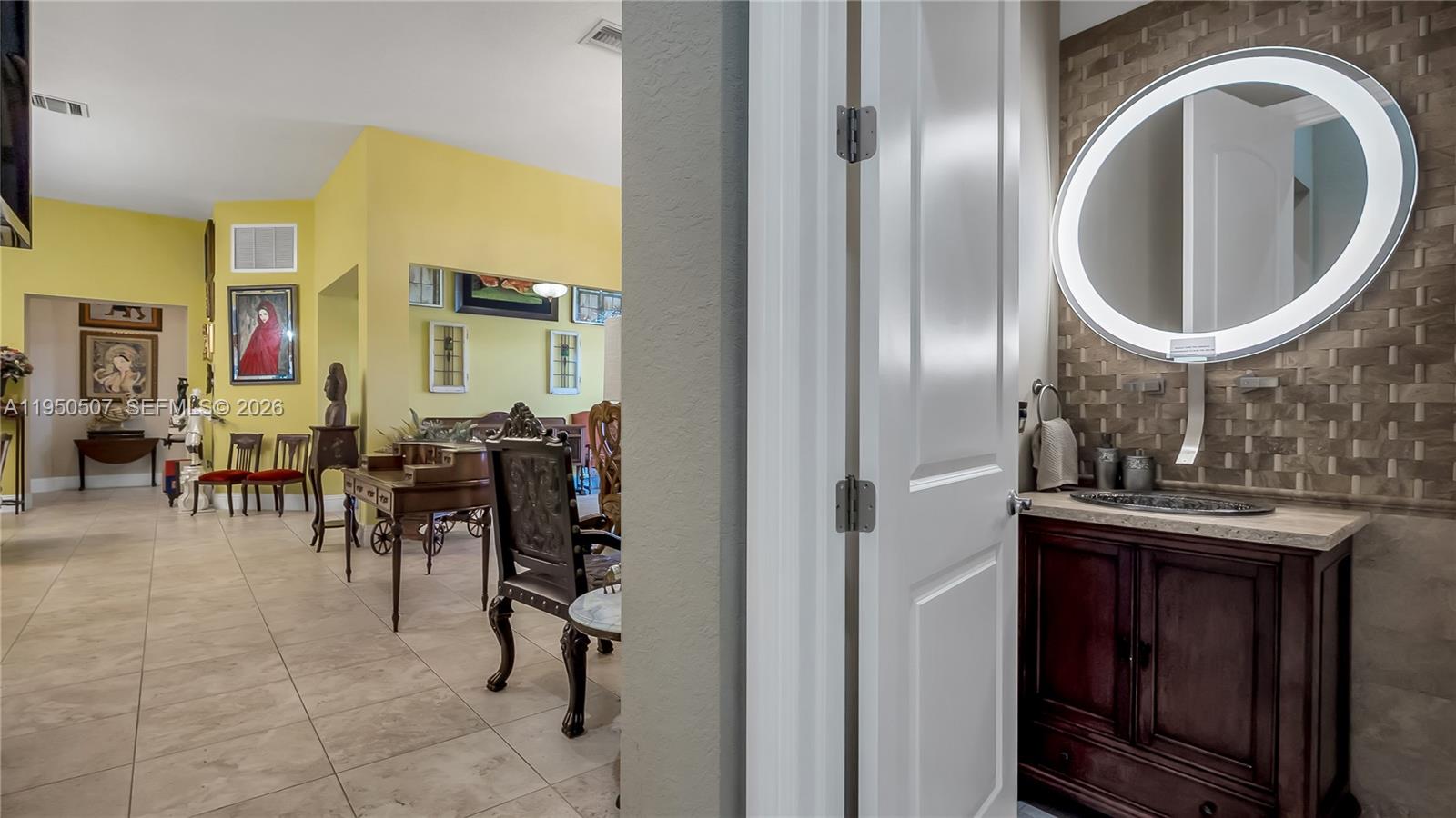 COUNTRY CLUB RANCHES SEC - Residential