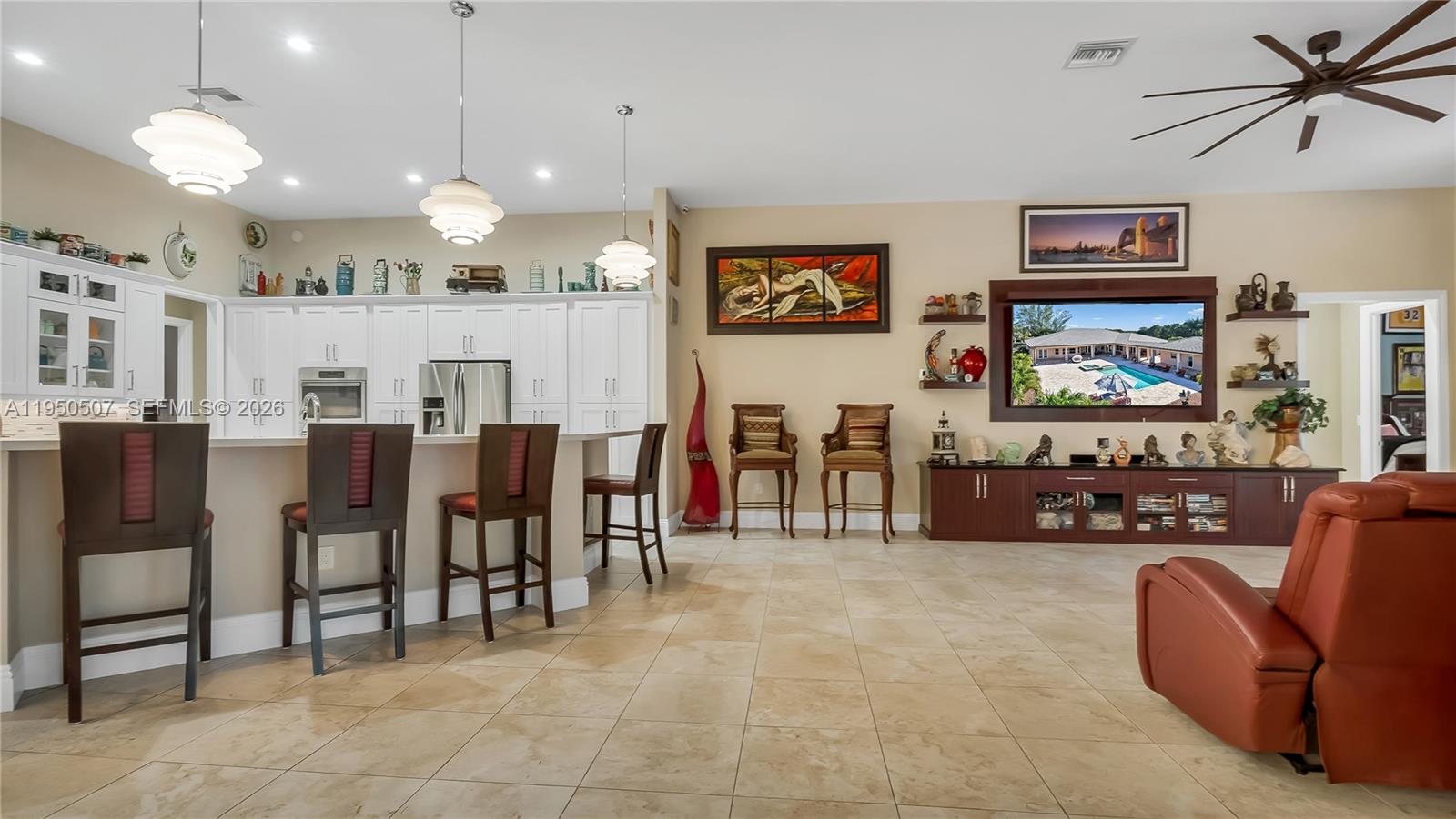 COUNTRY CLUB RANCHES SEC - Residential