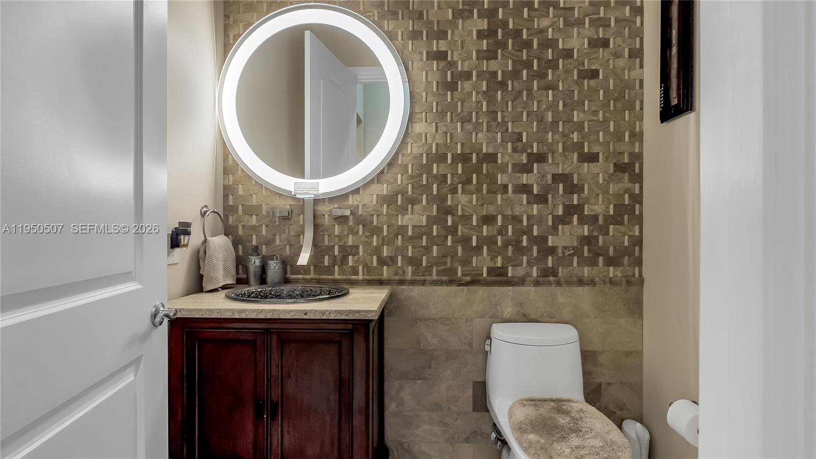 COUNTRY CLUB RANCHES SEC - Residential