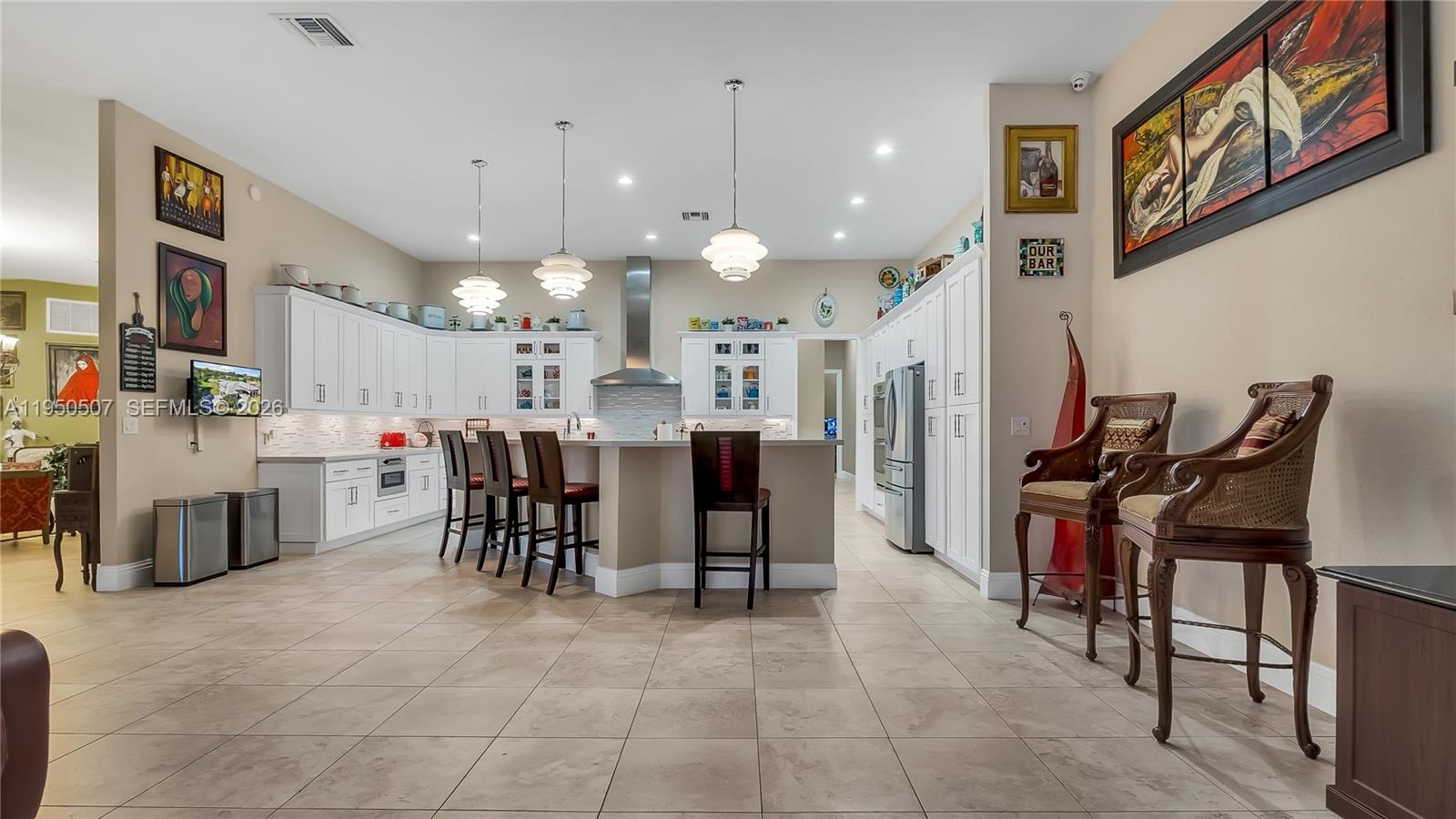 COUNTRY CLUB RANCHES SEC - Residential