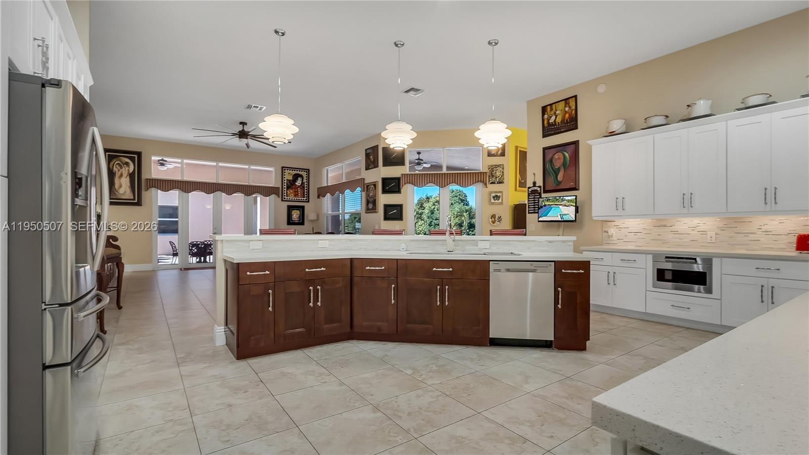 COUNTRY CLUB RANCHES SEC - Residential