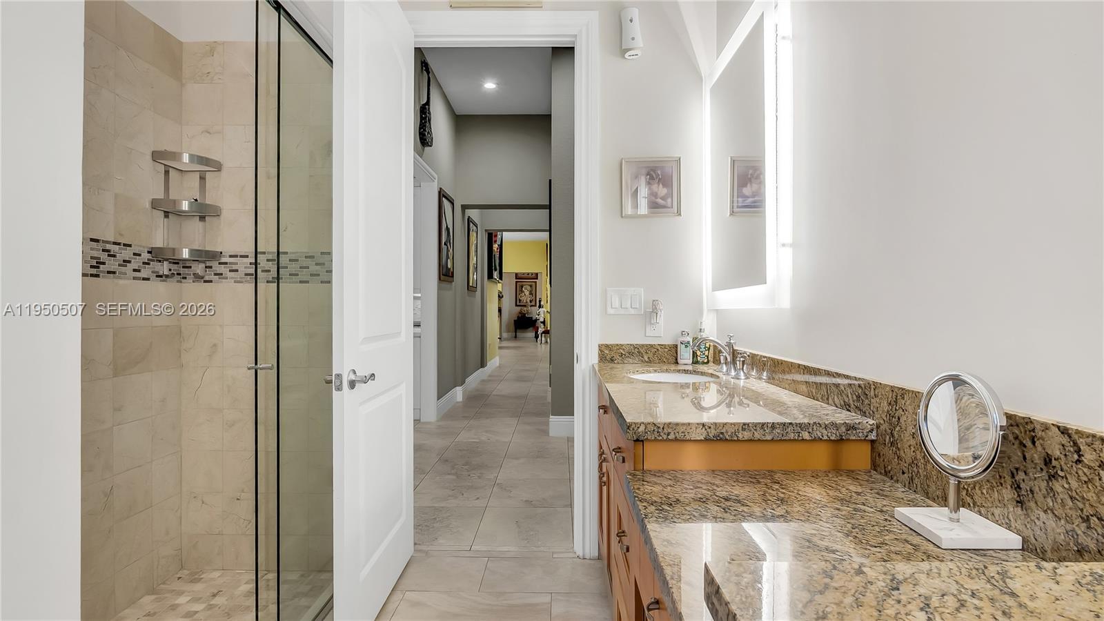 COUNTRY CLUB RANCHES SEC - Residential