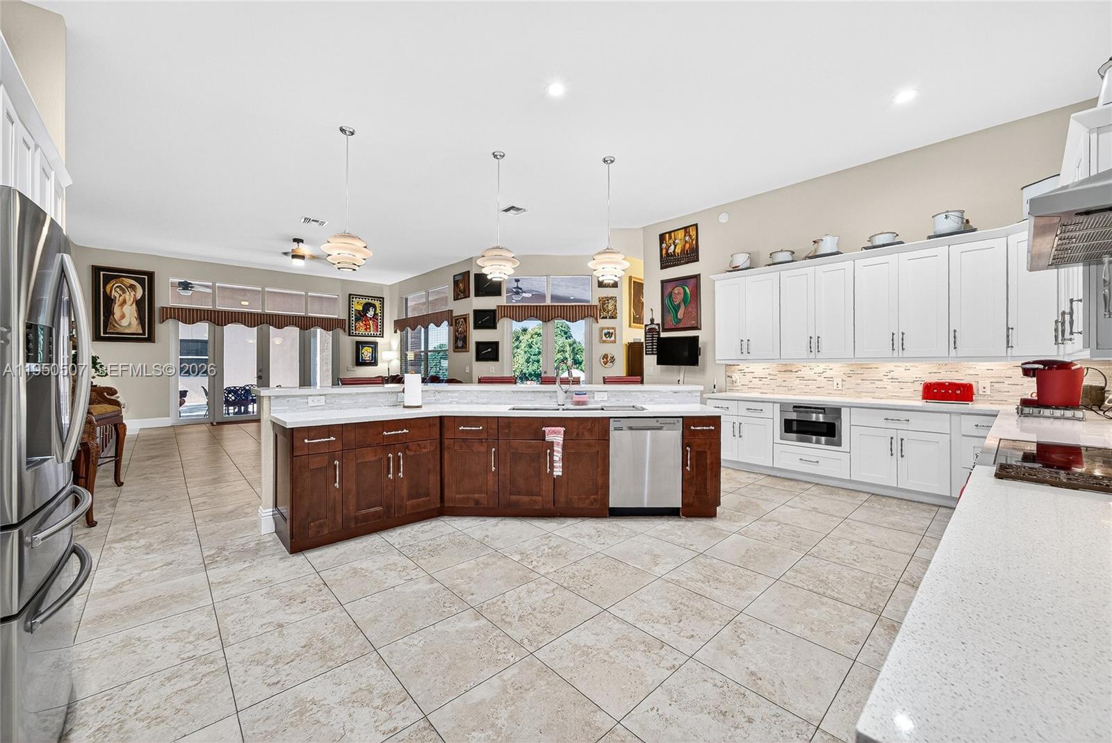 COUNTRY CLUB RANCHES SEC - Residential