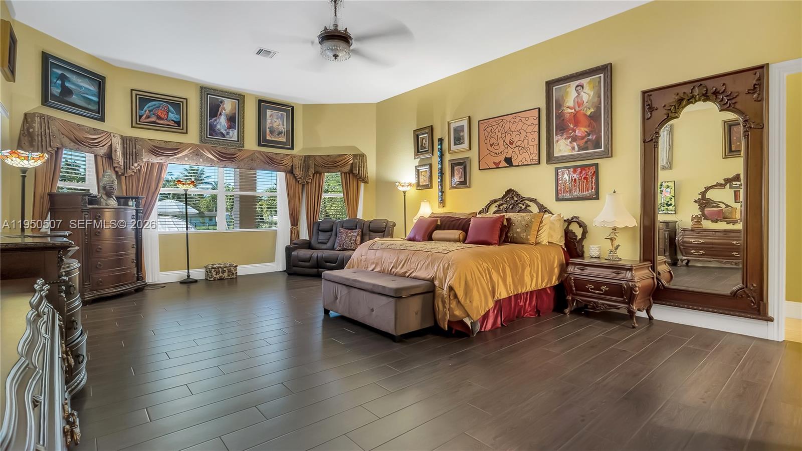 COUNTRY CLUB RANCHES SEC - Residential