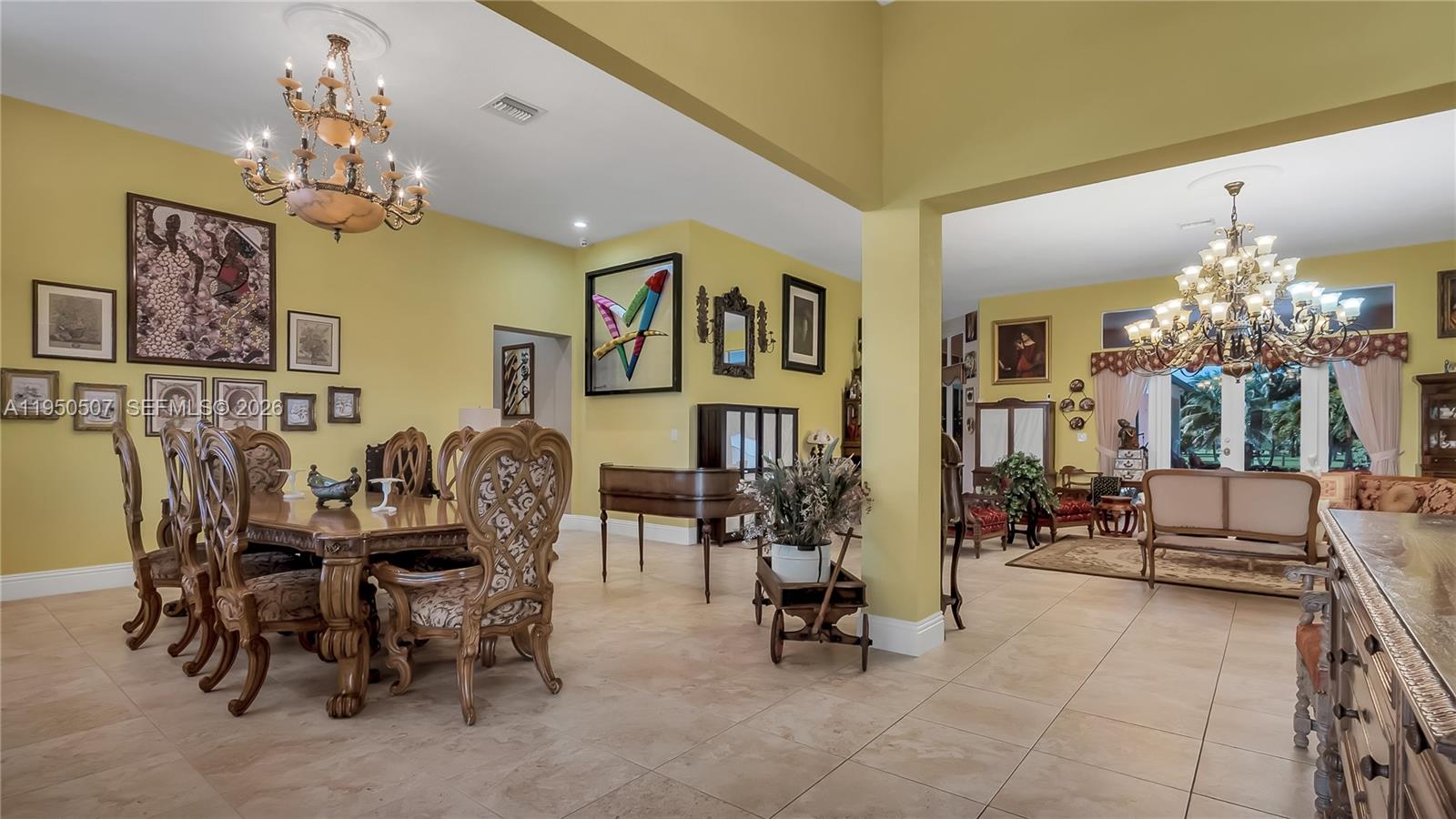 COUNTRY CLUB RANCHES SEC - Residential