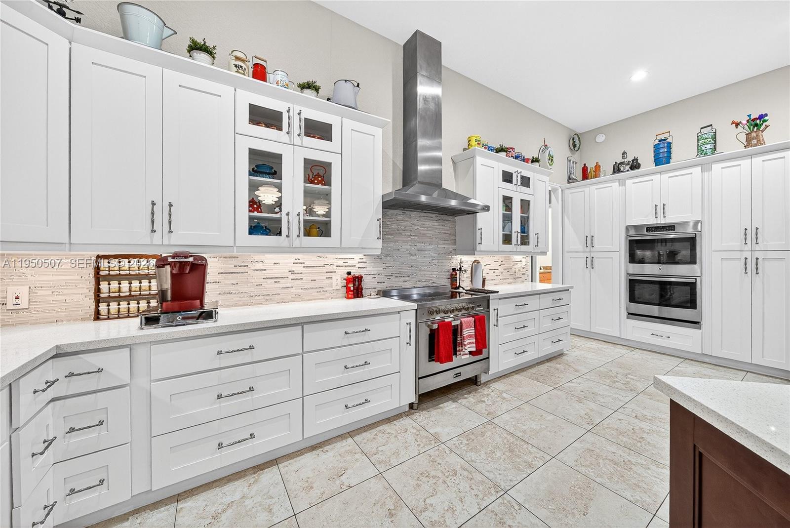 COUNTRY CLUB RANCHES SEC - Residential