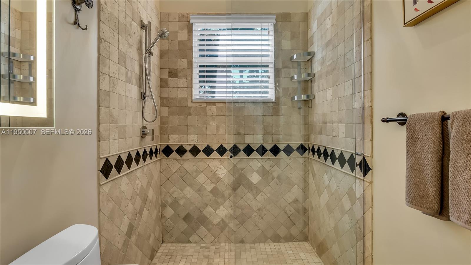 COUNTRY CLUB RANCHES SEC - Residential