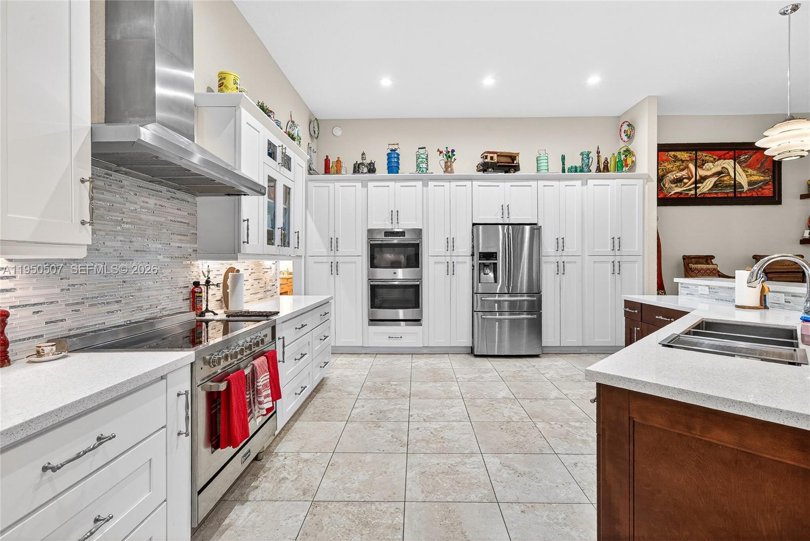 COUNTRY CLUB RANCHES SEC - Residential