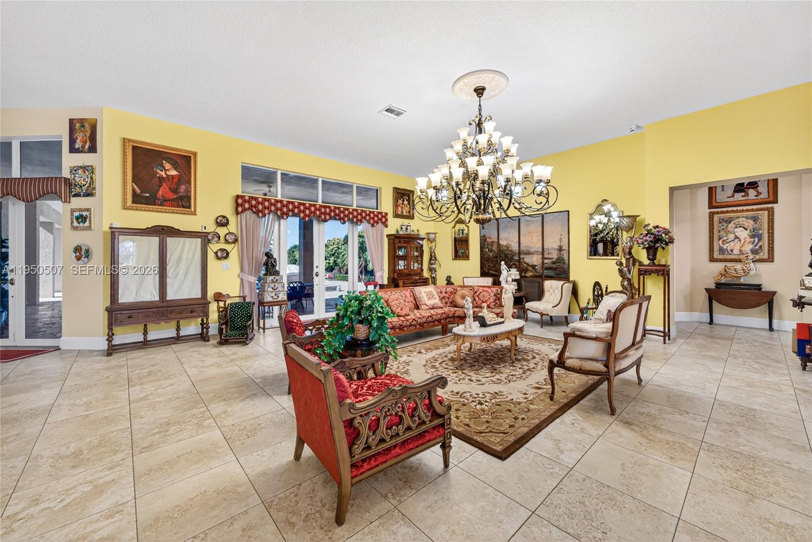 COUNTRY CLUB RANCHES SEC - Residential