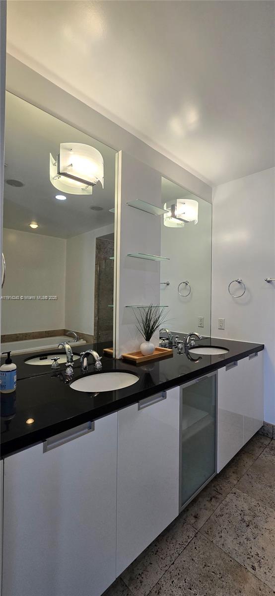 THE LEXI CONDO - Residential Lease