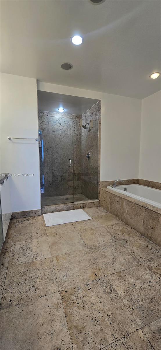 THE LEXI CONDO - Residential Lease