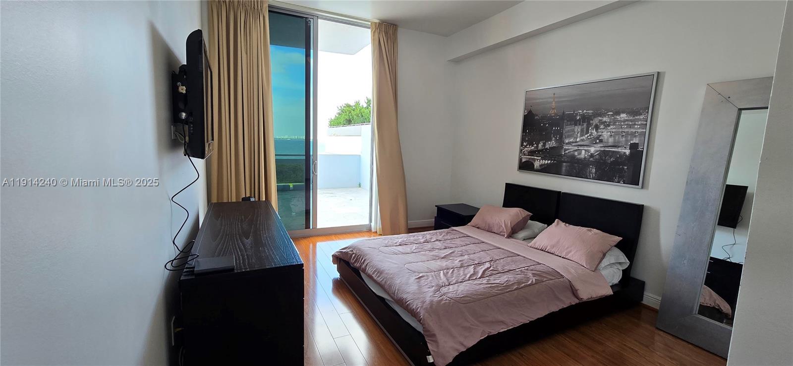 THE LEXI CONDO - Residential Lease