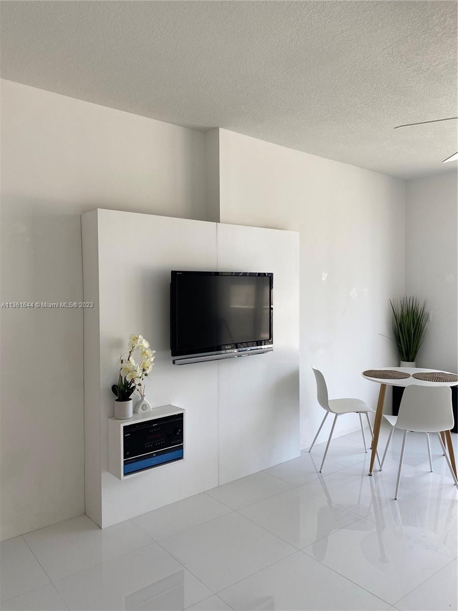 OPERA TOWER CONDO - Residential Lease